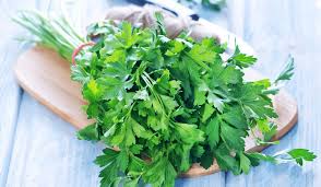 فوائد البقدونس في الشتاء