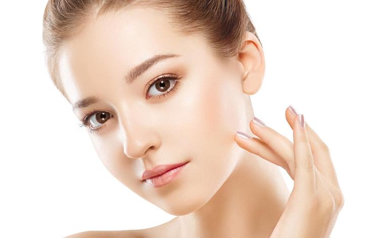 أفضل طريقة لعلاج البشرة والتخلص من الجفاف الباهت