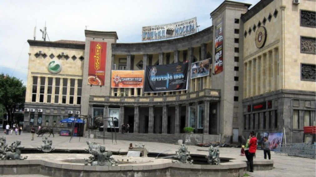 اسم اول استوديو سينما في مصر