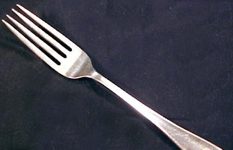 من اول من استخدم شوكة الطعام