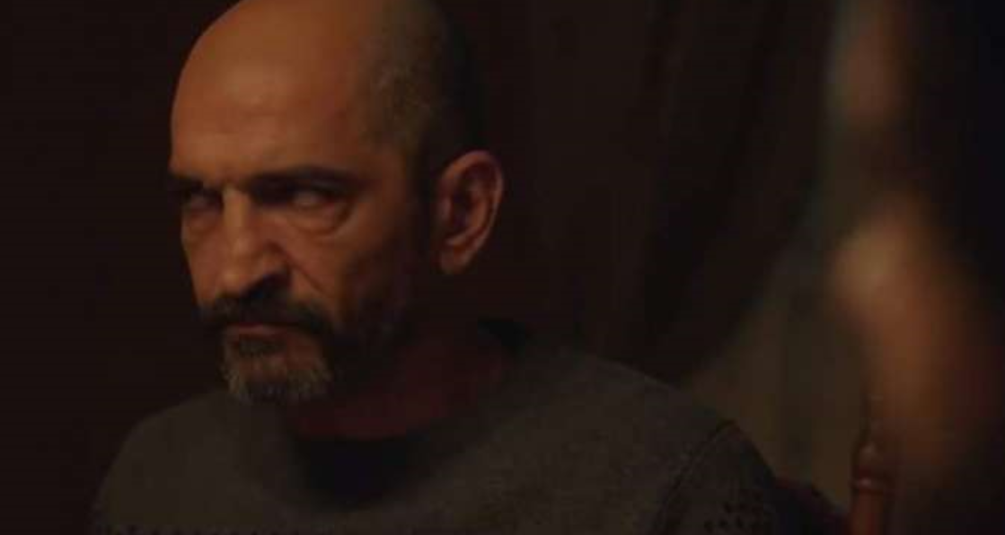 تفاصيل العمل الفني الذي يجمع مايا خليفة بالفنان عمرو واكد