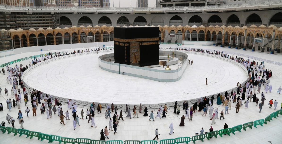 كم مرة الغي الحج في التاريخ ؟