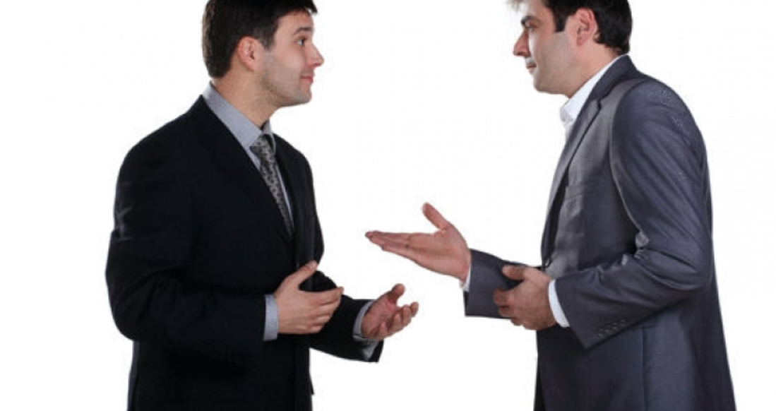 هل ينتقل كورونا عن طريق الكلام