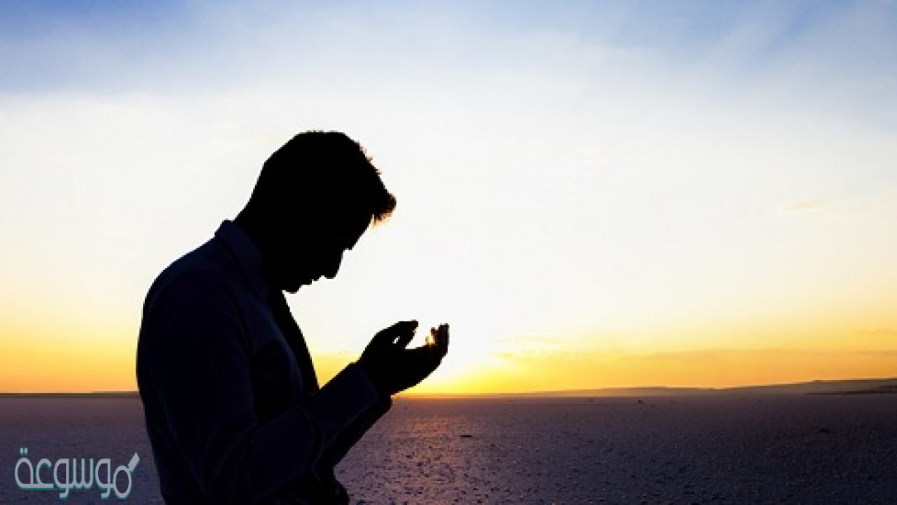 اذكر مثالين تتجلى فيهما اجابة الله تعالى لدعاء من دعاه