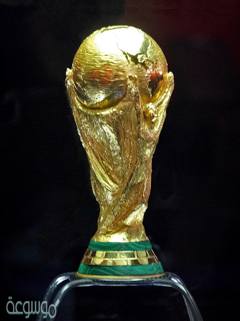 كم عدد الأندية الموجودة بالدرجة الممتازة