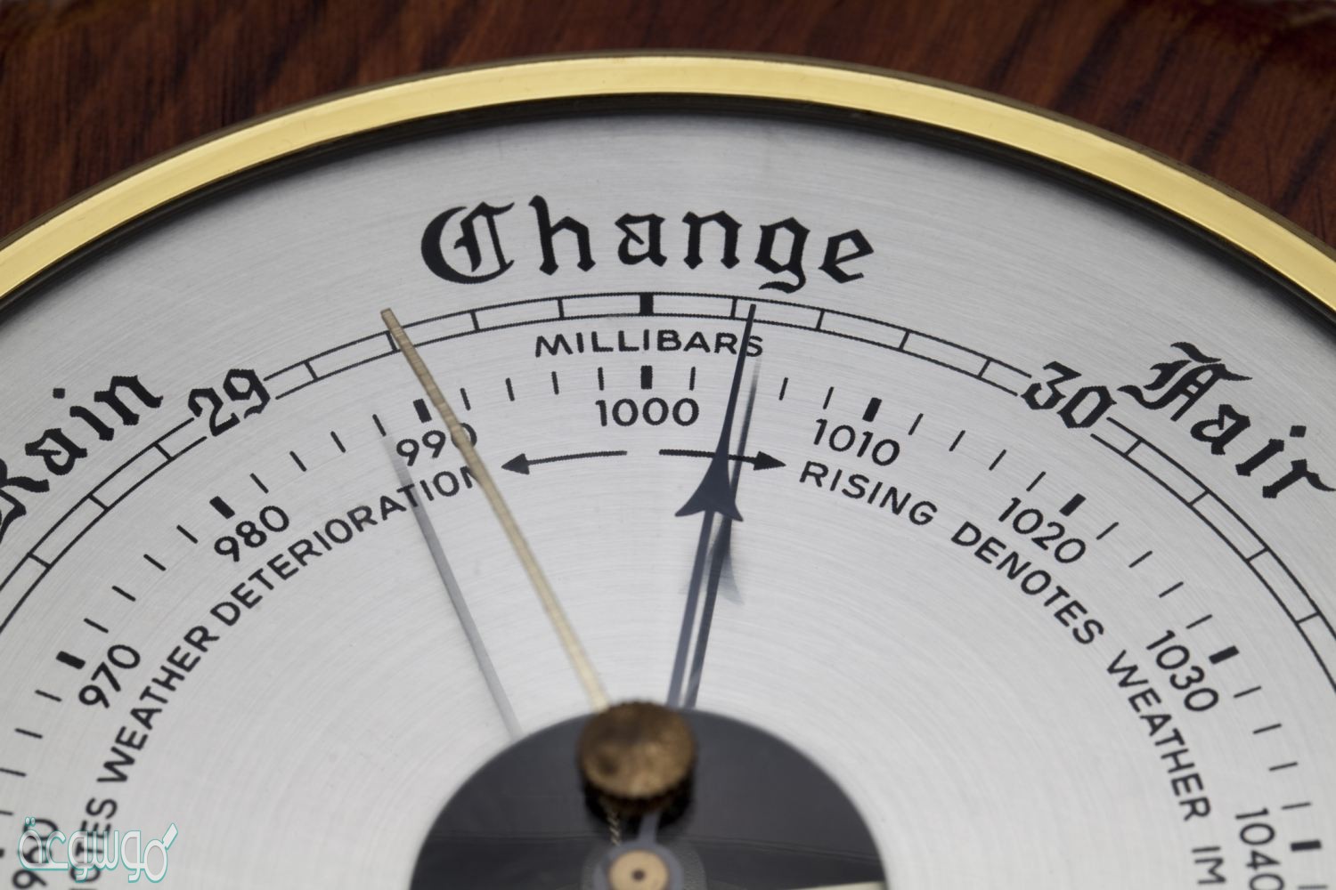 البارومتر يستخدم لقياس