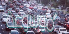 خلال فترة ازدحام السير قد يحتاج سائق سيارة الى