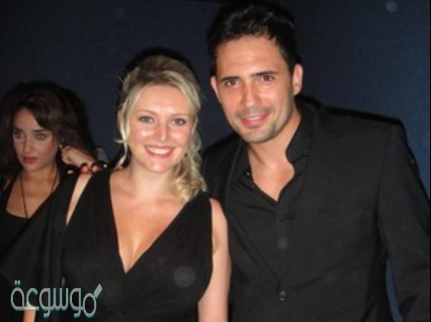 من هي زوجة ظافر العابدين