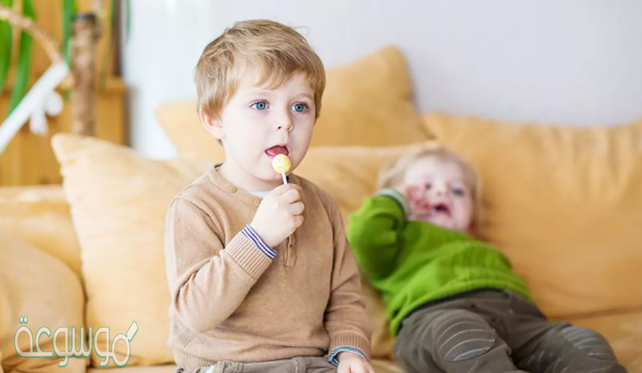 كيف ابعد طفلي عن التلفاز