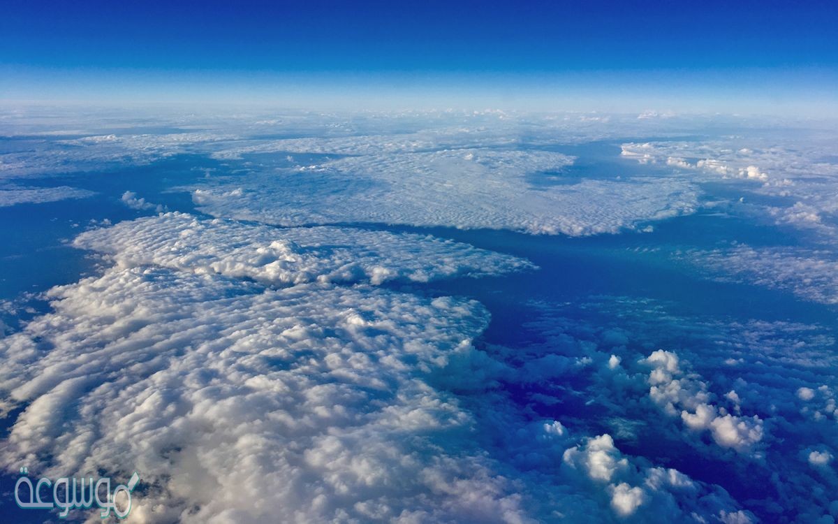 اي طبقات الغلاف الجوي تحوي الاوزون الذي يحمي المخلوقات