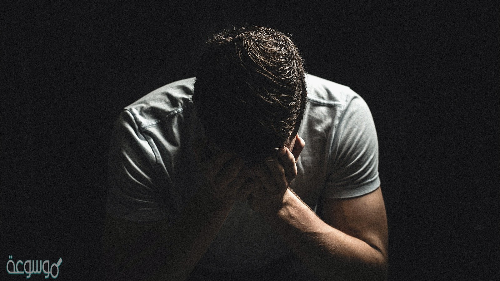 يكدر خاطر الكاتب ويحزن قلبه