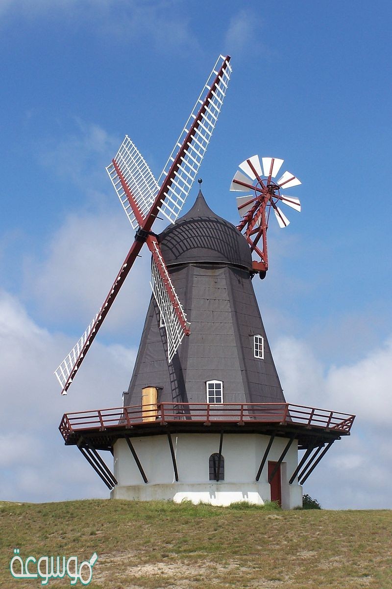 رياح تهب باستمرار لمسافات طويلة في إتجاهات معينة ومعروفة