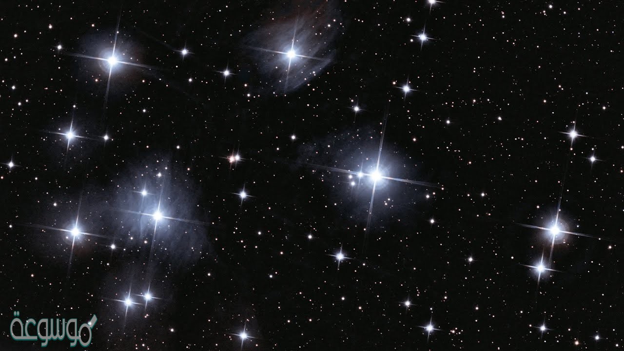 العناصر التي يتكون منها النجم