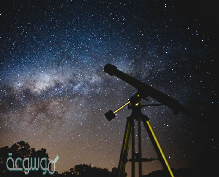 المنظار الفلكي الكاسر ما هو