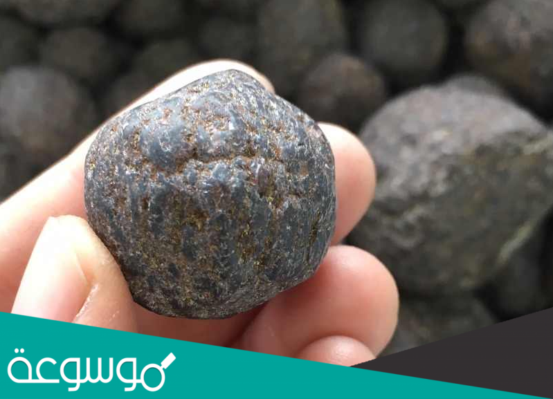 قذف حجر رأسيا