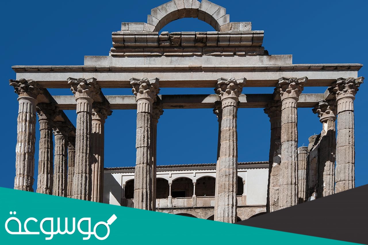 من هو اله الحرب في الاساطير اليونانية