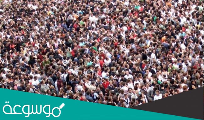 سبب تركز السكان في السهول لإعتدال مناخها وسهولة التنقل فيها