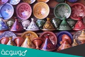 يمكن غمر العمل في أكثر من لون للتلوين بالبطانه