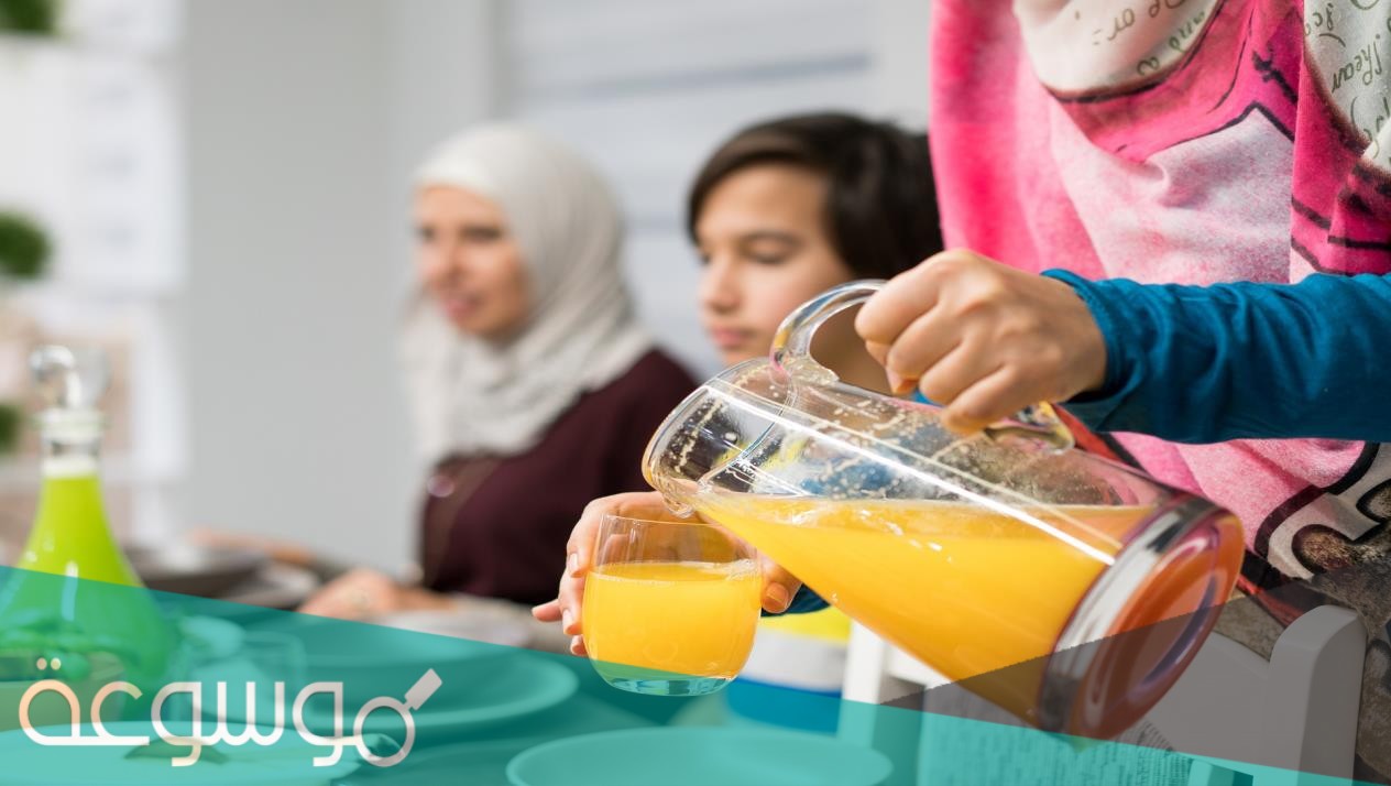 هل يزداد التجفافُ بالصَّوم، ويجب على الشَّخص حينها أن يُفطر؟