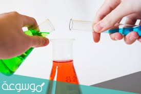 تعتمد الخواص الجامعة للمحاليل على عدد جسيمات المذاب في المحلول