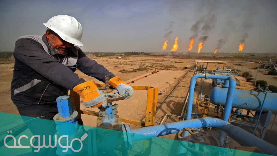 تم تصدير اول شحنه من النفط الكويتي عام