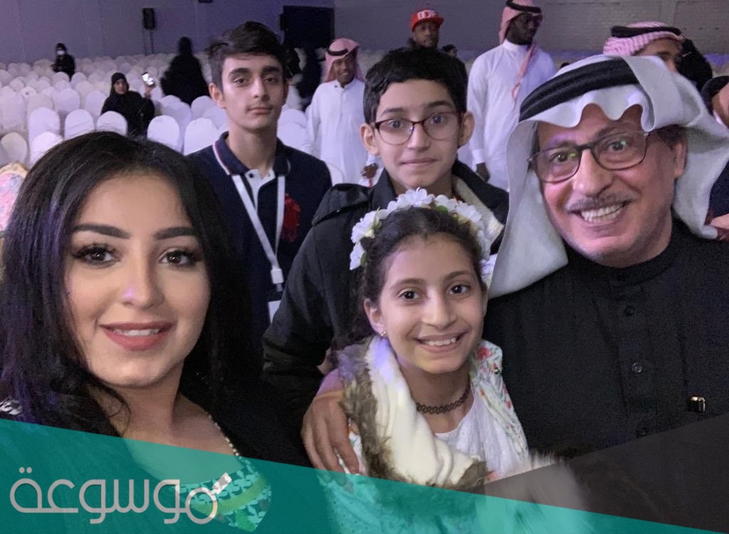 من هو زوج منال العيسى