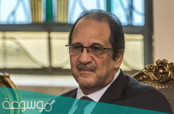 من هو عباس كامل السيرة الذاتية