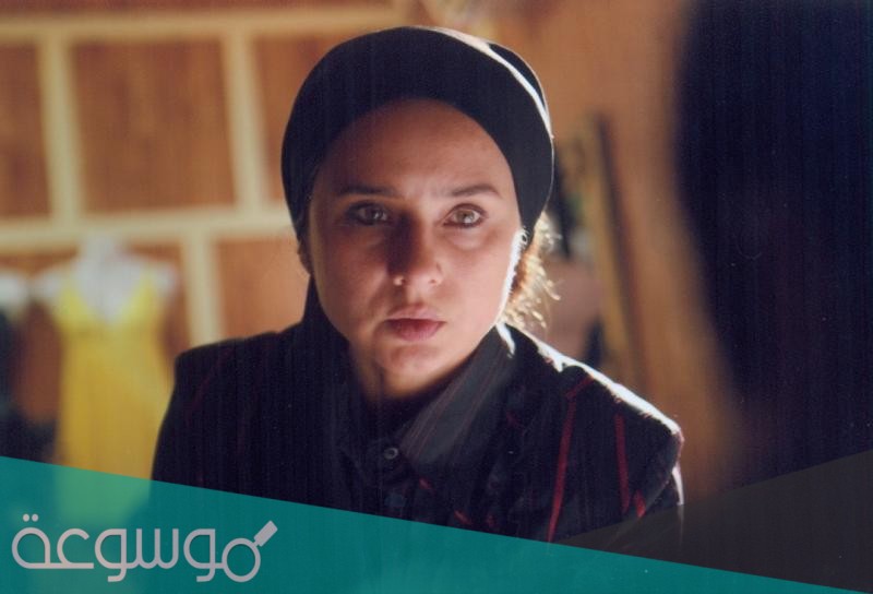 كم سعر فستان زفاف نيللي كريم