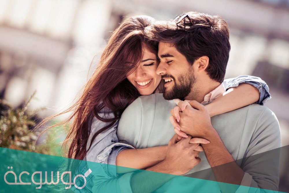 كيف تكون تصرفات الرجل الذي يحب ولا يقول ؟