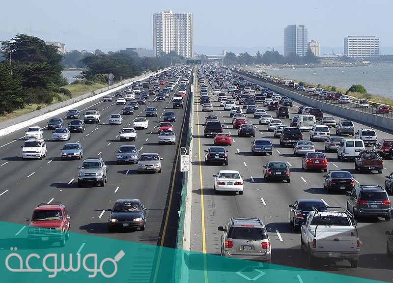 ما هي عقوبة مخالفة تنظيمات السير على الطرق