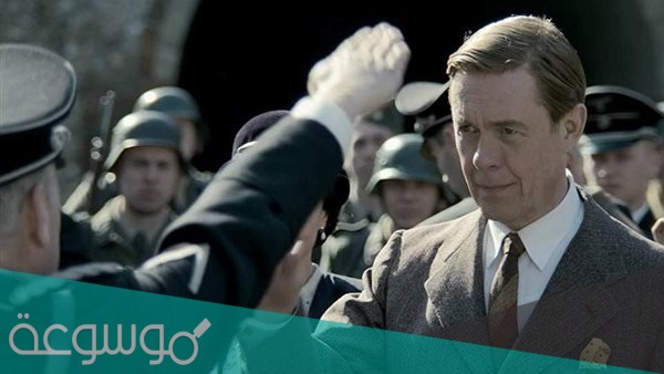 ملك تنازل عن عرش بريطانيا من اجل امراه