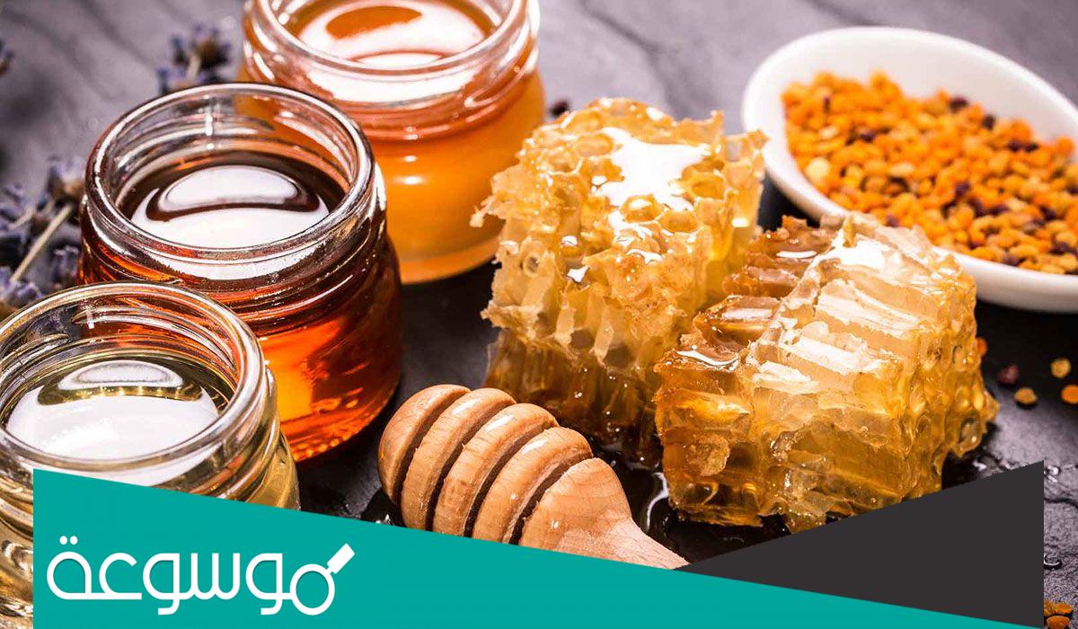 تفسير رؤية شرب العسل في المنام حسب تفسير ابن سيرين والنابلسي وابن شاهين