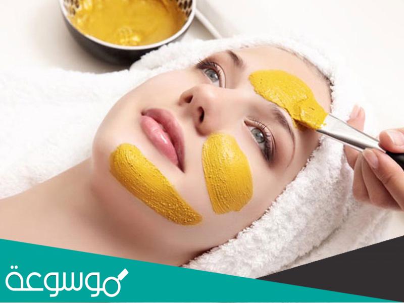 كيفية إزالة شعر الوجه بالكركم