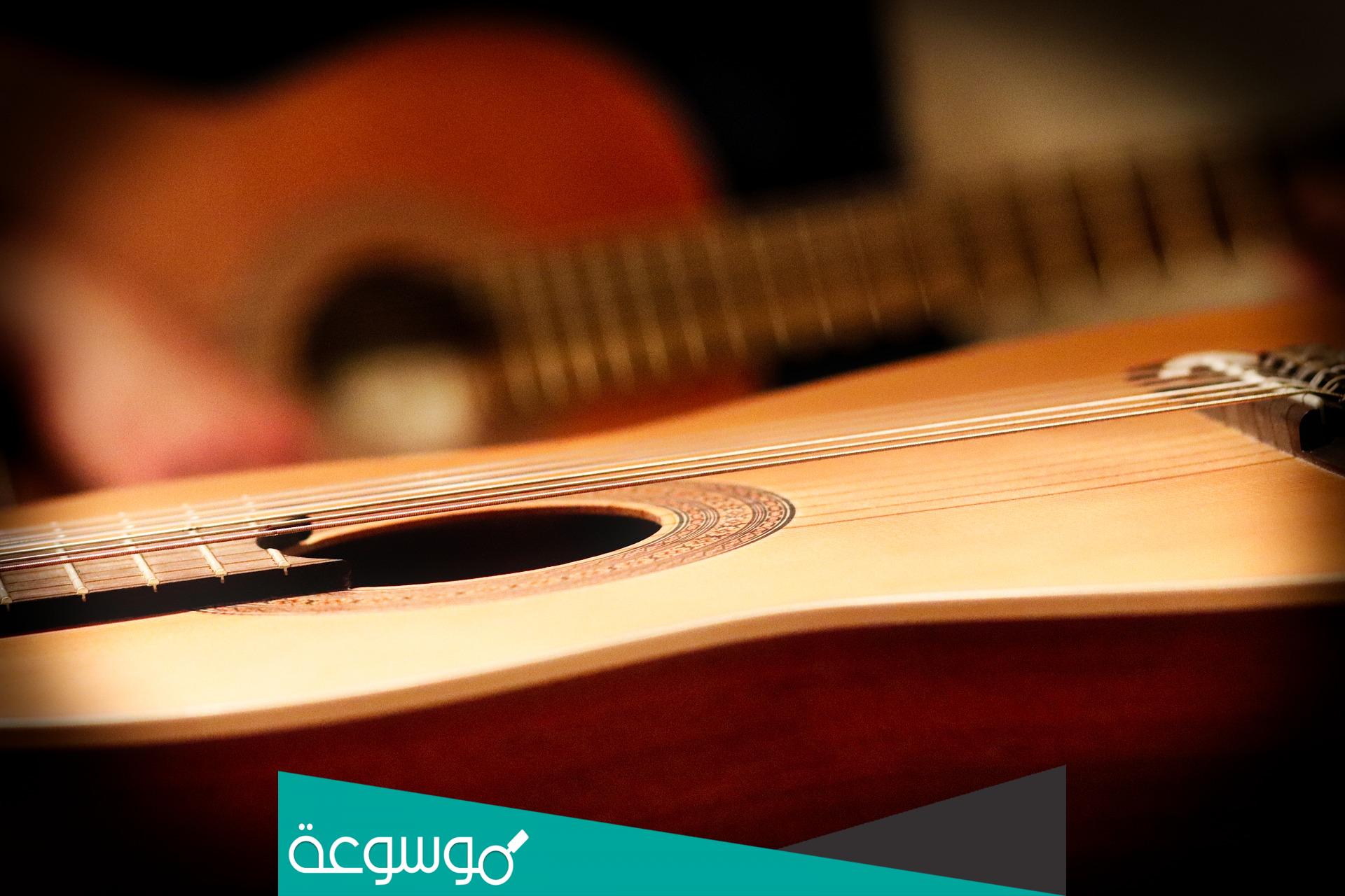 ما السبب وراء رائحة أصابع عازفي الجيتار مثل الثوم