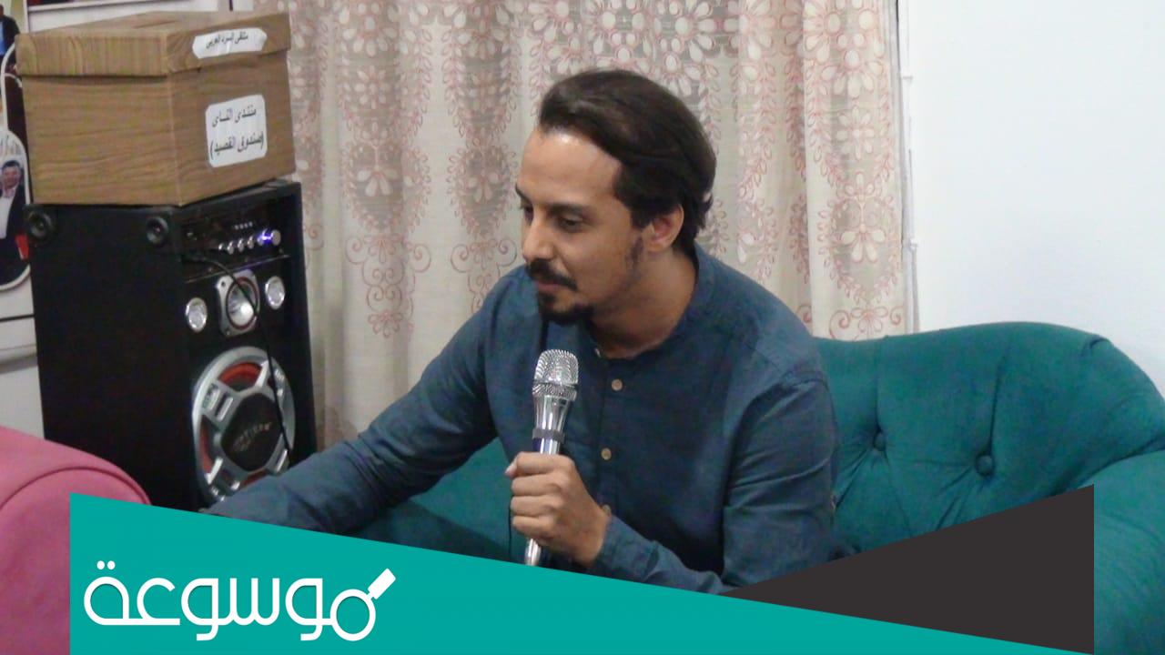 من هو الكاتب احمد خالد مصطفى