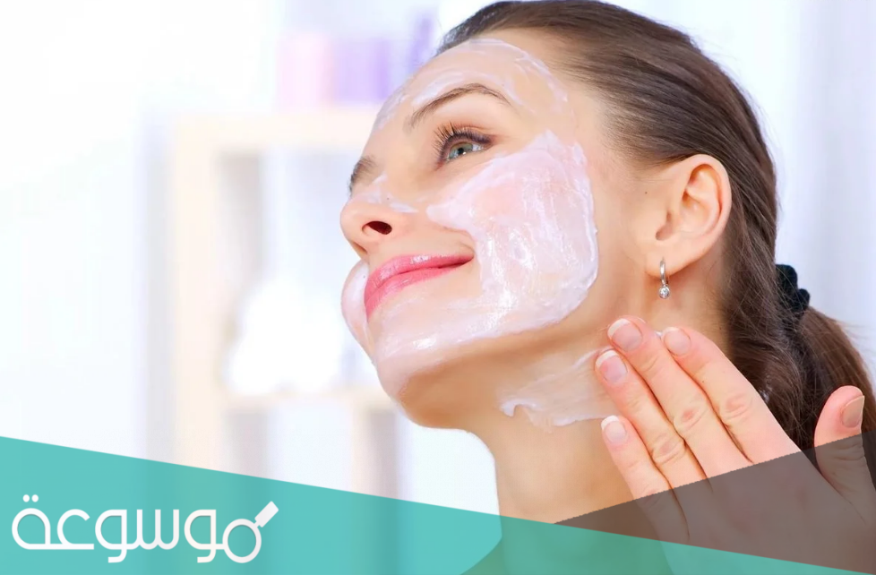 طريقة صنع خلطة بياض الثلج للوجه