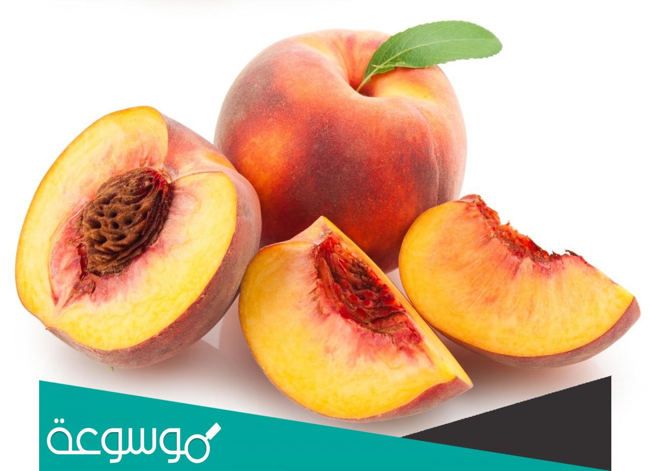 تفسير رؤية الخوخ في المنام حسب تفسير ابن سيرين والنابلسي والإمام الصادق