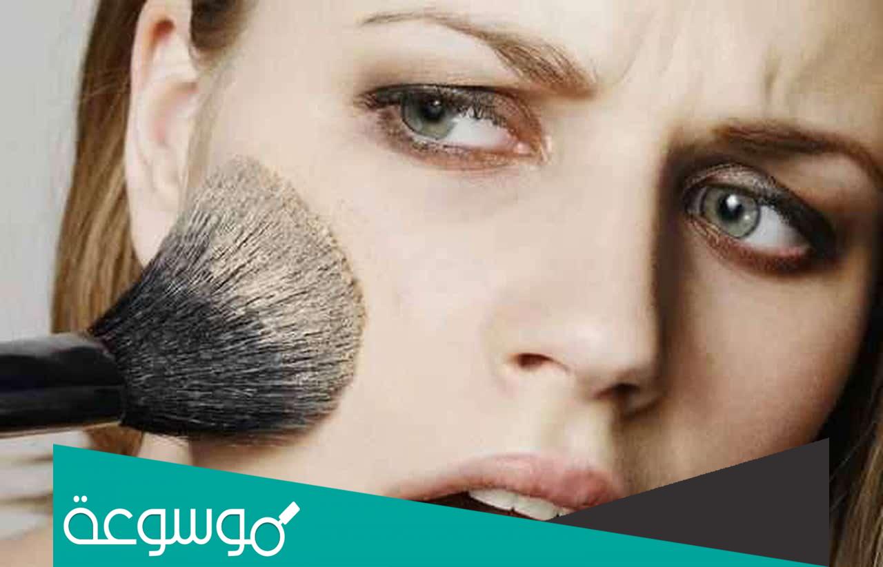 تفسير رؤية وضع المكياج في المنام حسب تفسير ابن سيرين والنابلسي
