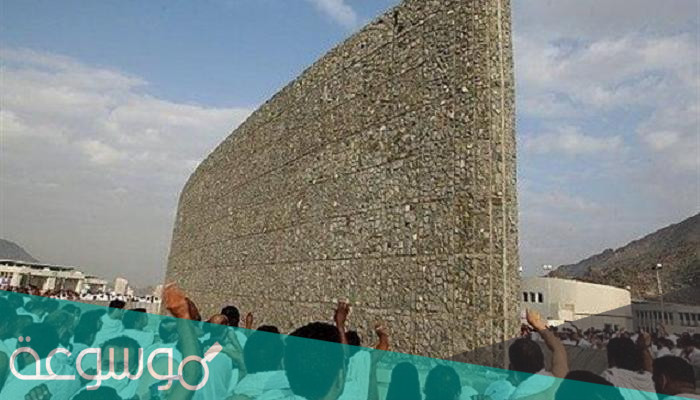 الفرق بين جمرة العقبة والجمرات الثلاث .. وسبب تسميتها والحكمة من رميها