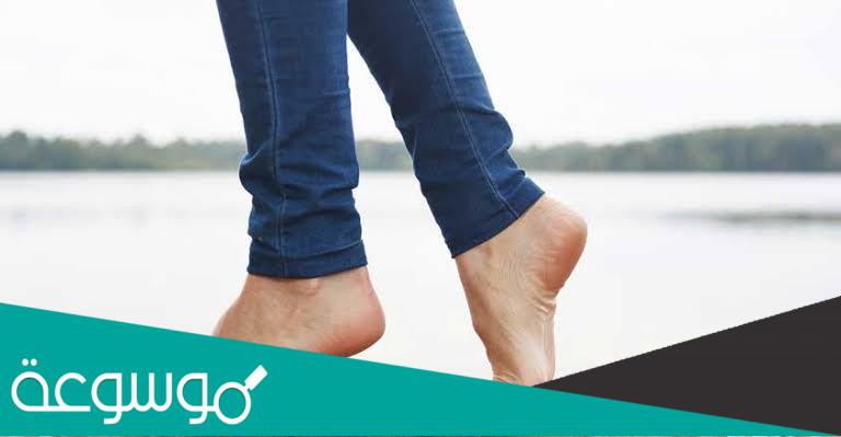 فوائد المشي بدون حذاء