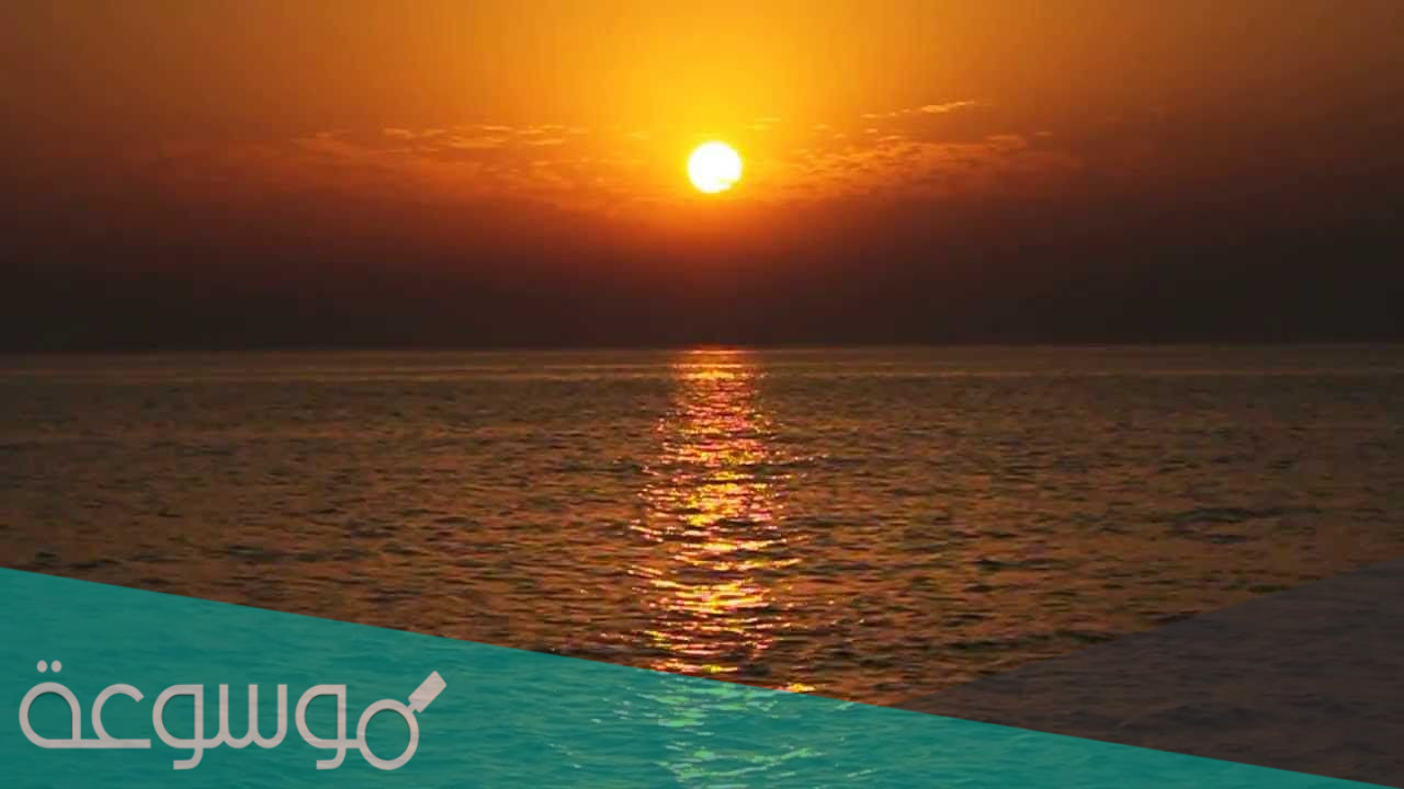 كلام عن الغروب قصير