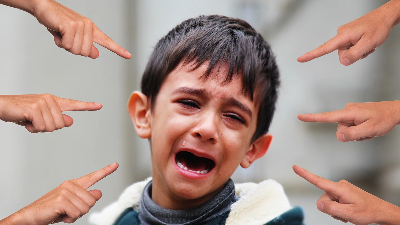 كيف اتعامل مع طفلي المتنمر