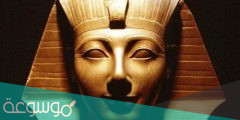 من هو اسم زوجة الملك امنحوتب الرابع