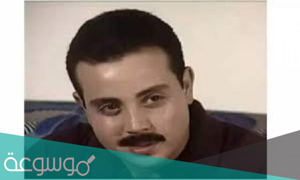 من هو مؤمن حسن السيرة الذاتية