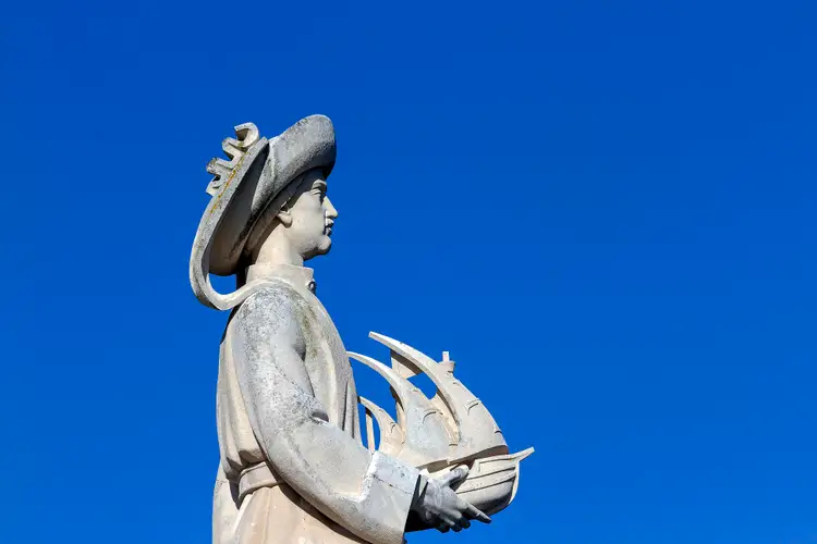 هنري الملاح ماذا اكتشف