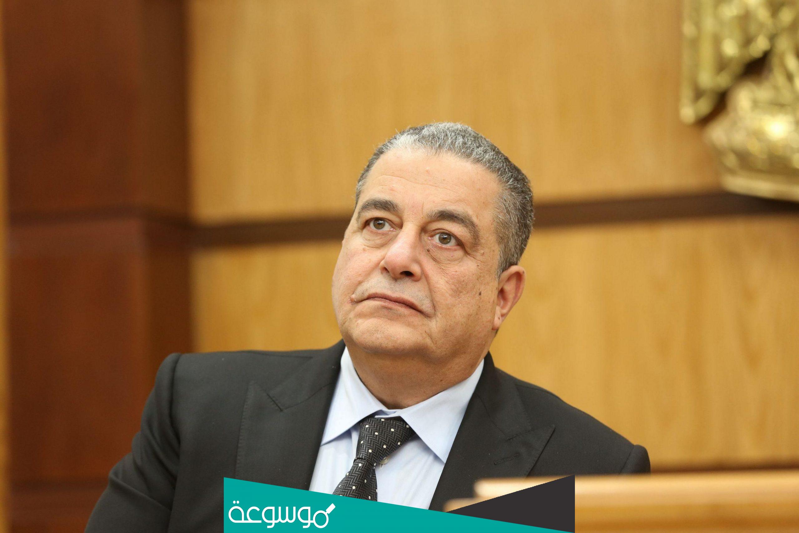 كم تبلغ ثروة ياسين منصور
