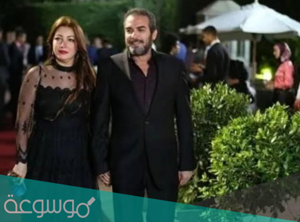 من هي زوجة أحمد عبد العزيز