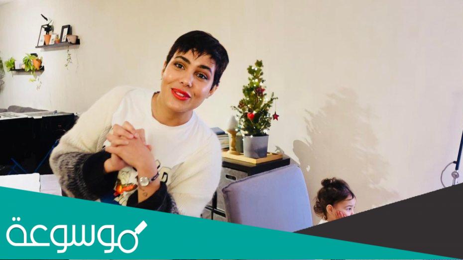 من هي كارولين اليوتيوبر الجزائريه