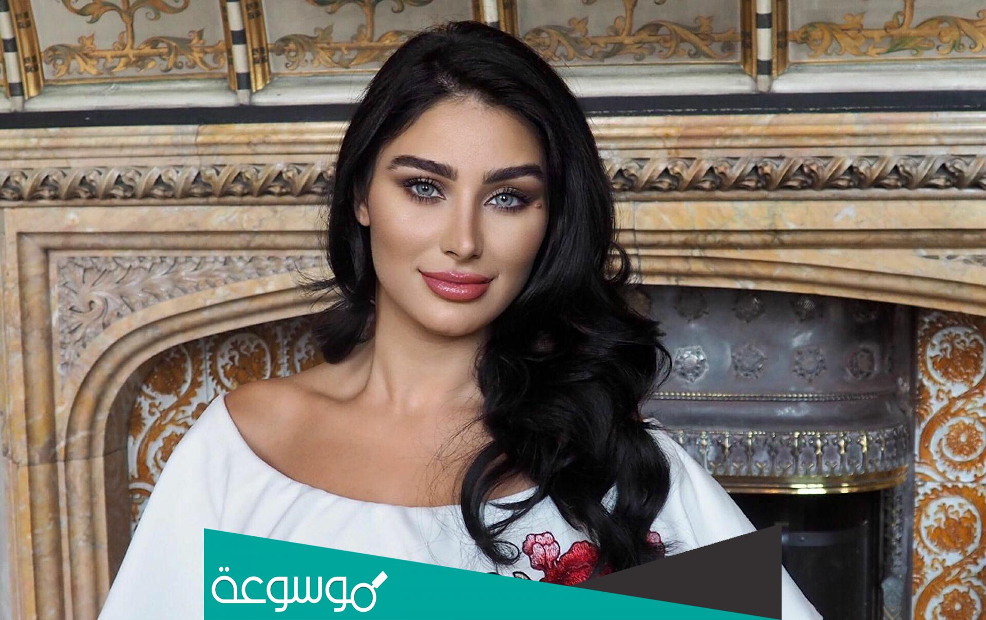من هي لين كلايف ويكيبيديا