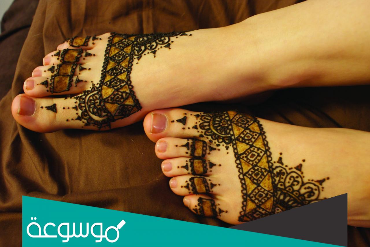 تفسير رؤية الحناء في القدمين للمتزوجة والعزباء تفسيرات مختلفة